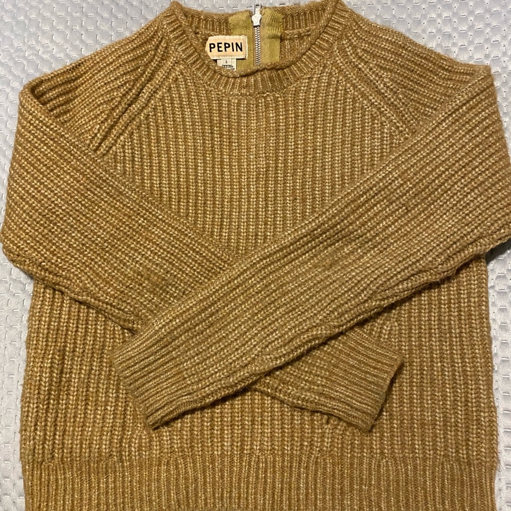 Sweater - Picture 2 of 2